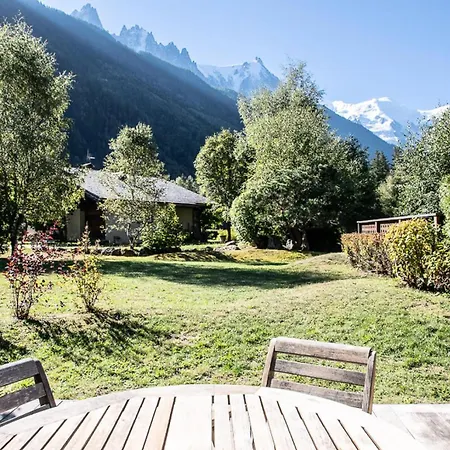 Des Bois - 3 Pieces Pour 4 Personnes 074 * Chamonix